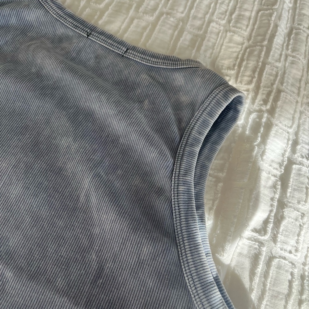 Light Blue Ribbed Tank Top - Picture 4 of 6